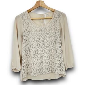LC Lauren Conrad MEDIUM Cream Chiffon Blouse Top Lace Floral Front 3/4 Sleeve